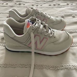 New Balance 574 Outer Glow